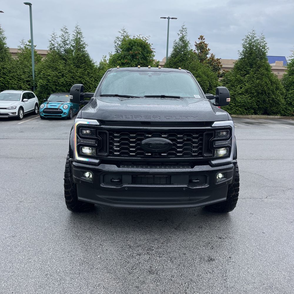2025 Ford F450SD Platinum