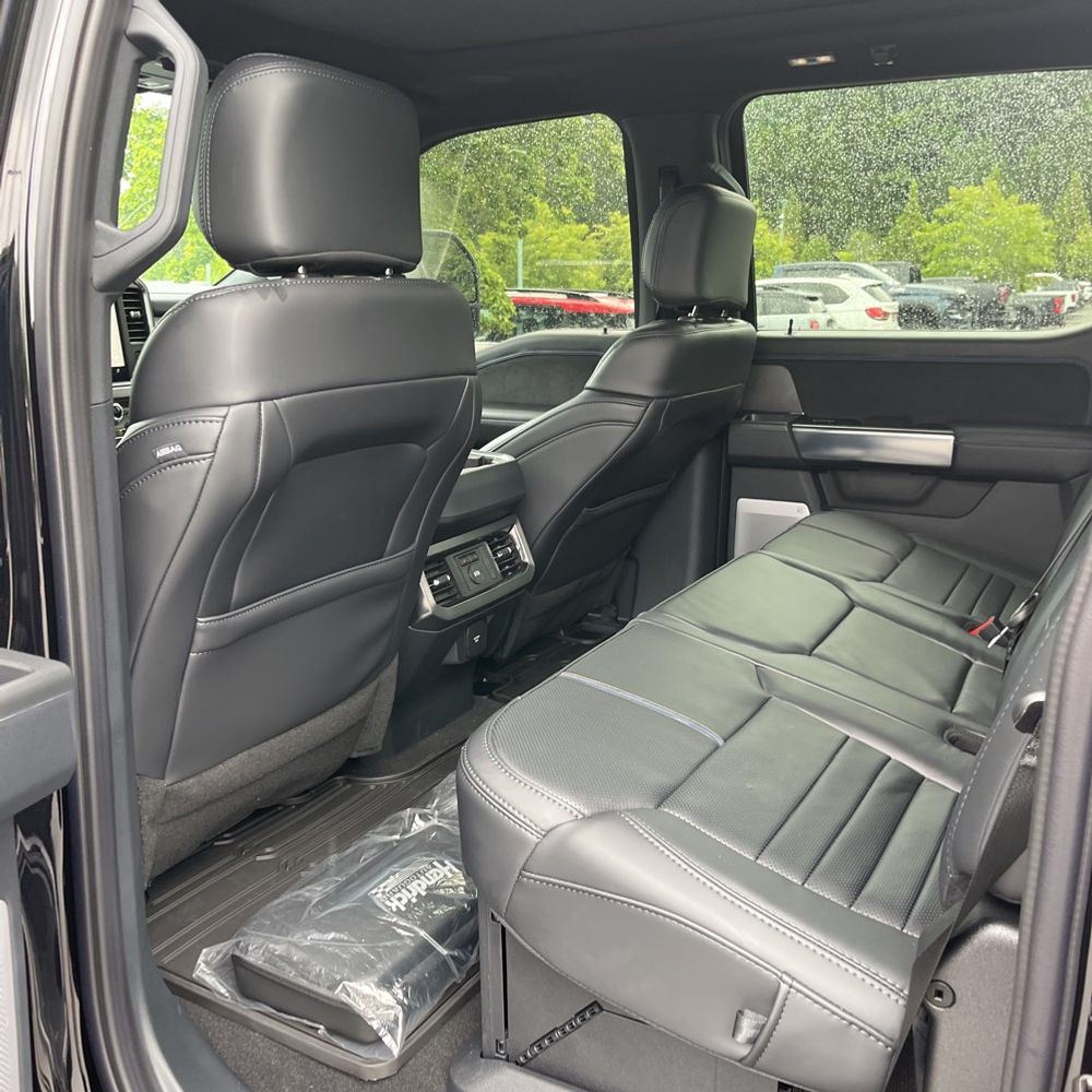 2025 Ford F450SD Platinum