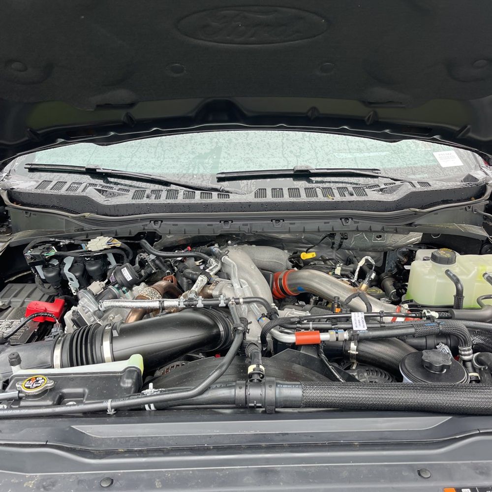 2025 Ford F450SD Platinum
