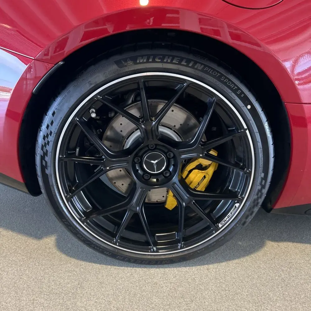 2025 Mercedes-Benz AMG GT 55