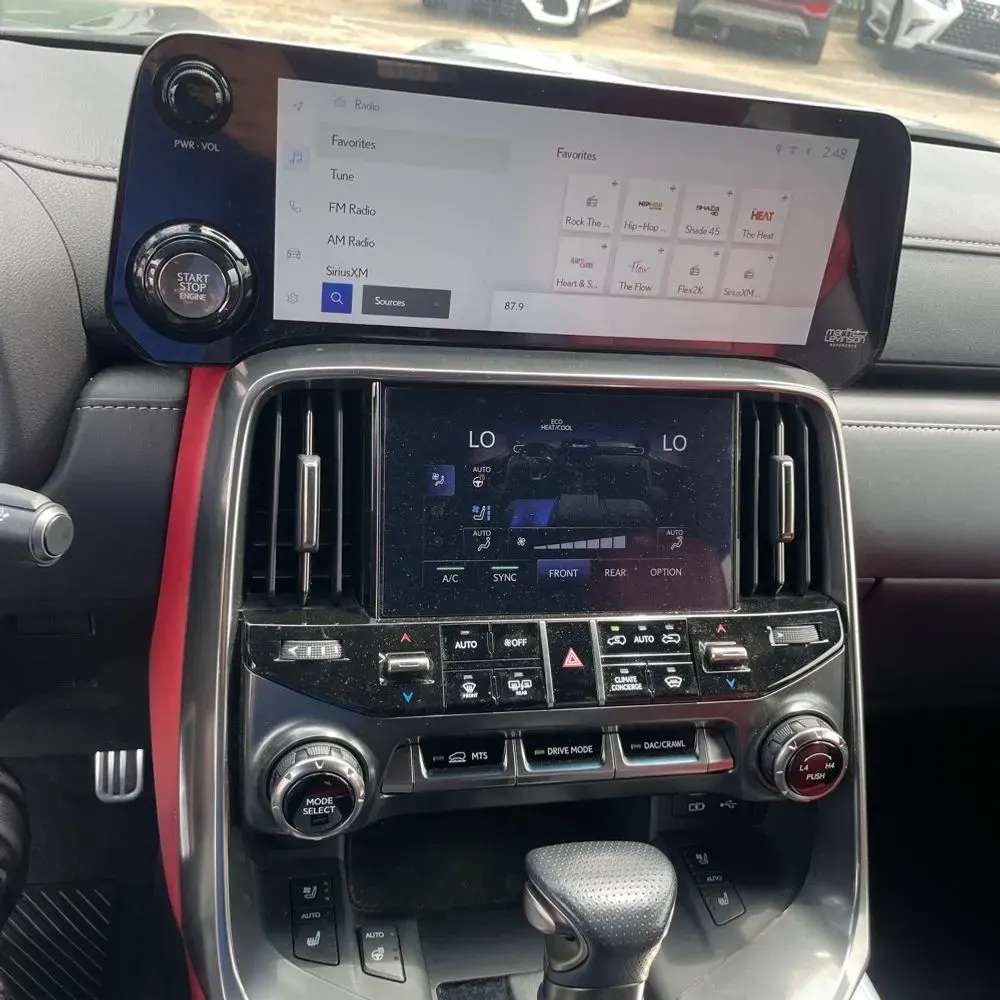 2024 Lexus LX 600 F SPORT Handling