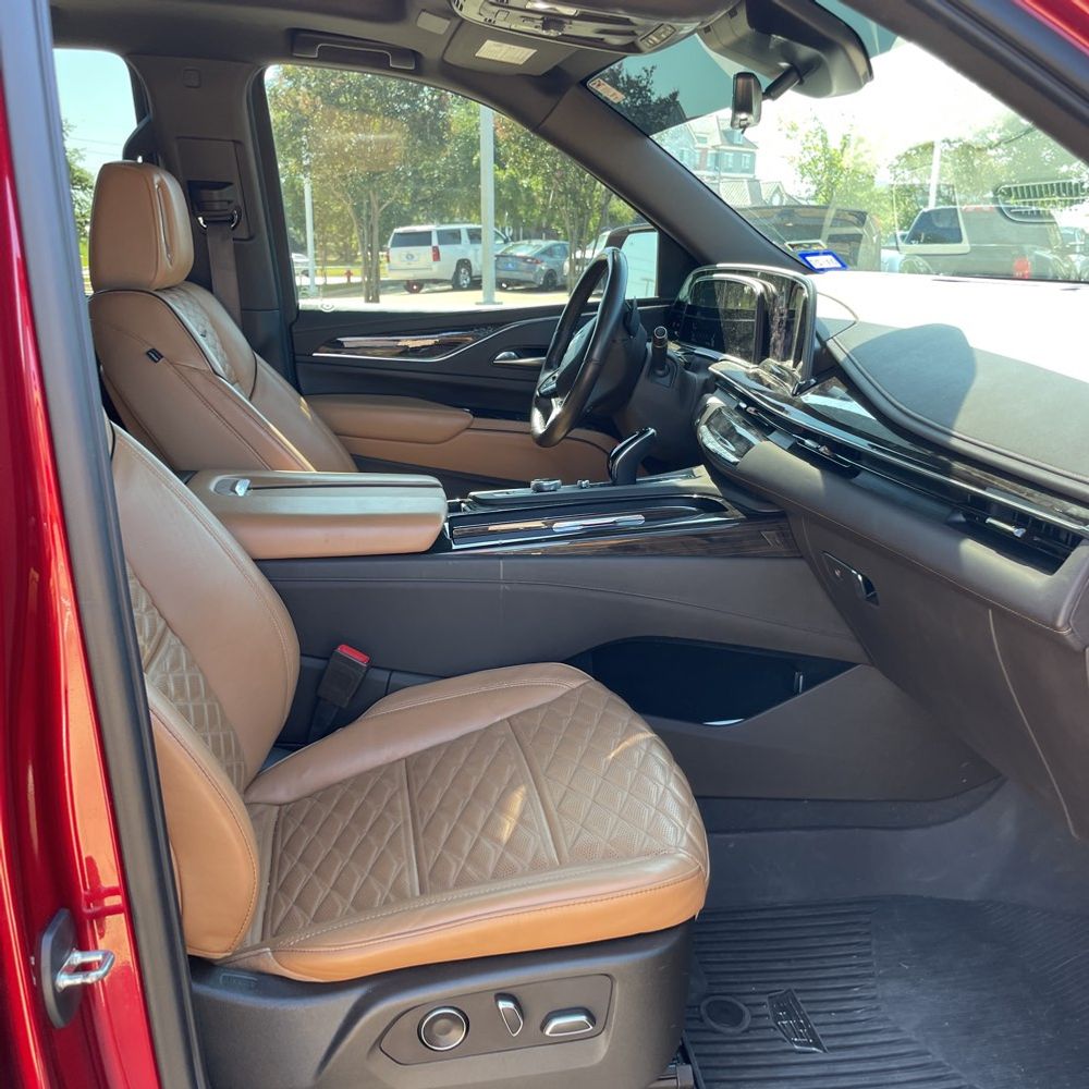 2021 Cadillac Escalade Sport