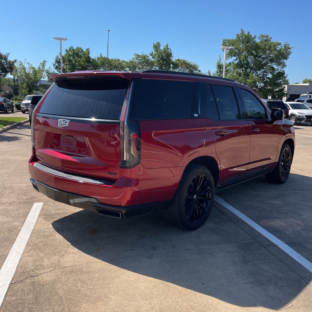 2021 Cadillac Escalade Sport