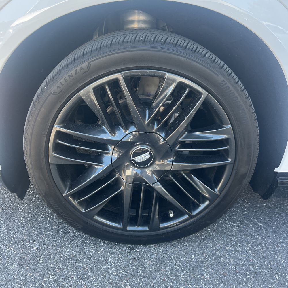 2025 Cadillac Escalade IQ Sport 2