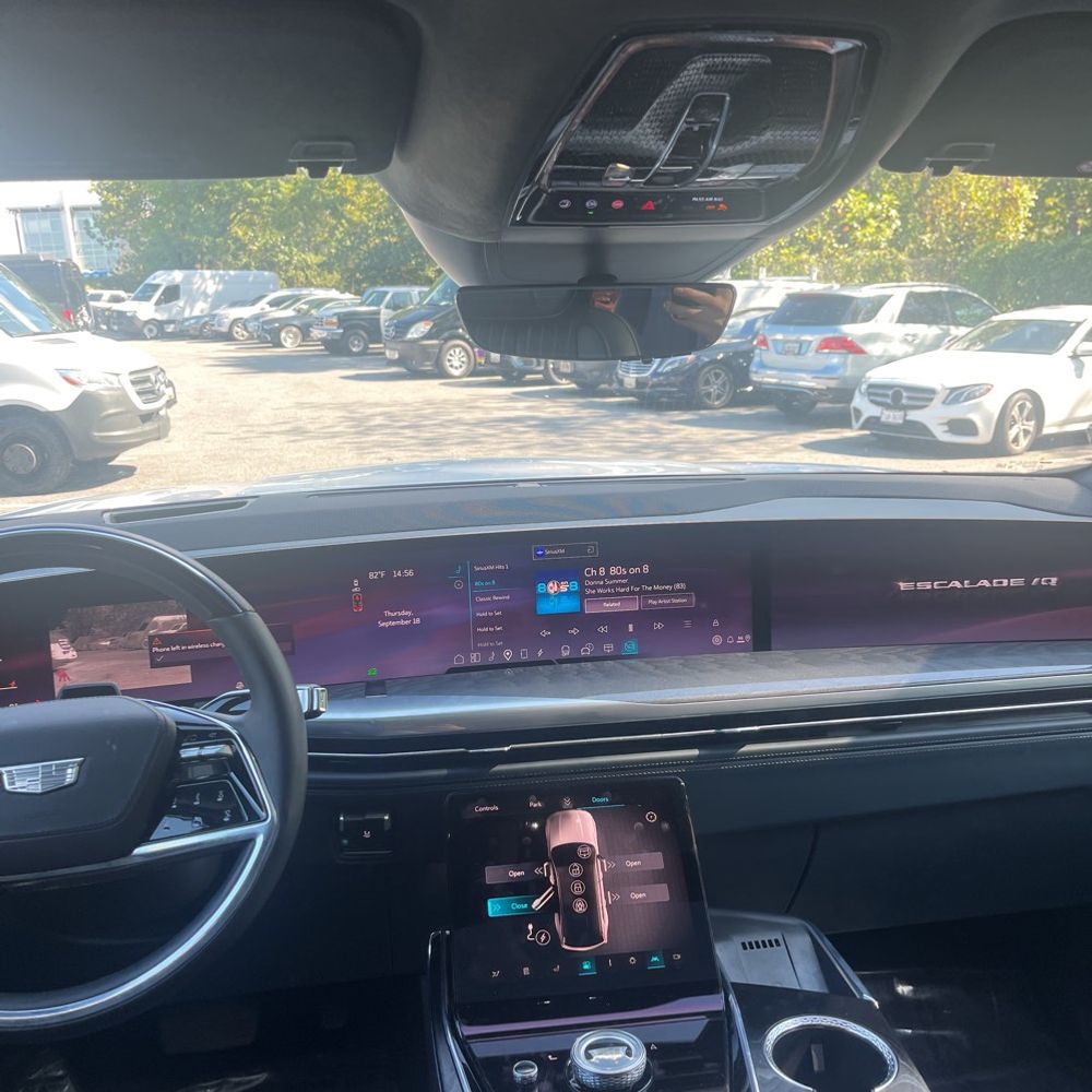 2025 Cadillac Escalade IQ Sport 2