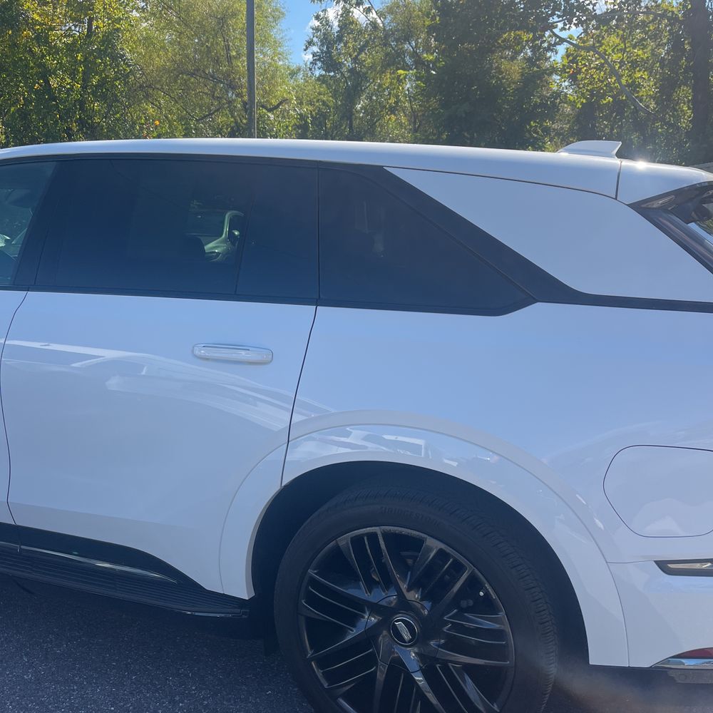 2025 Cadillac Escalade IQ Sport 2