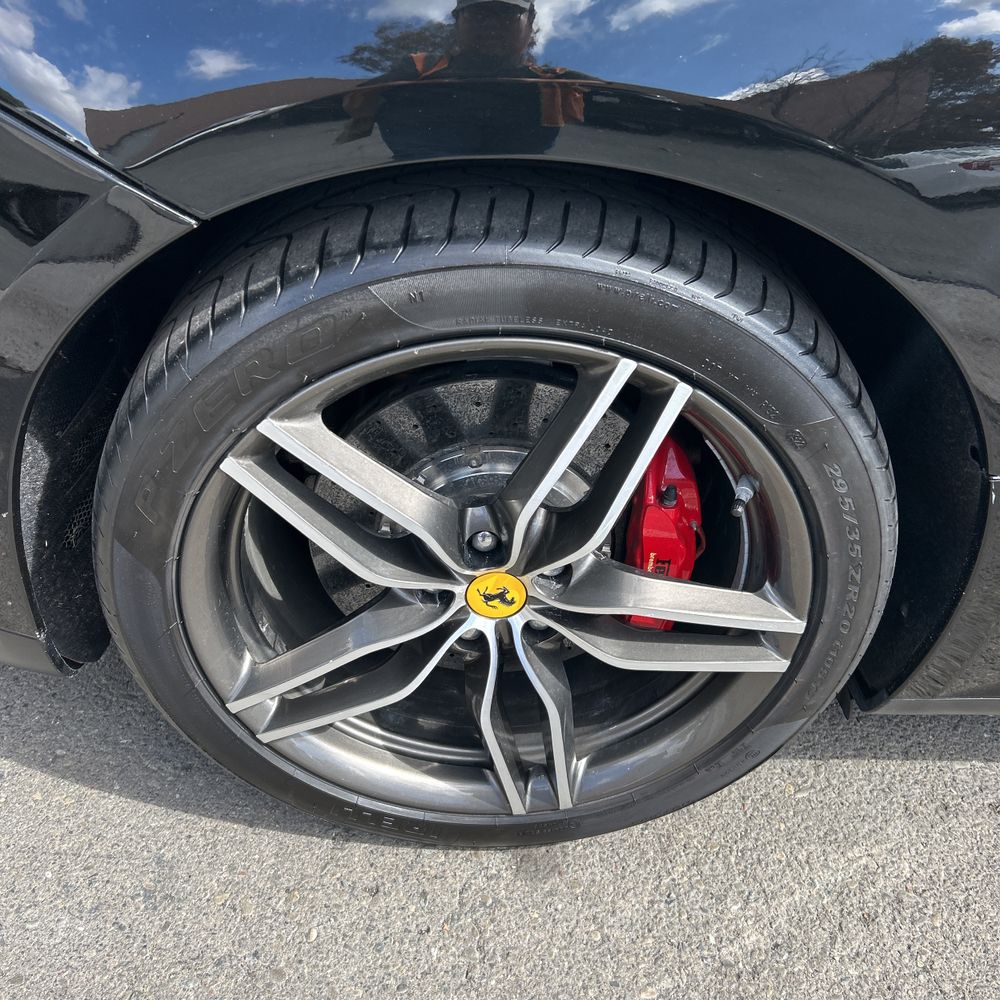 2012 Ferrari FF Base