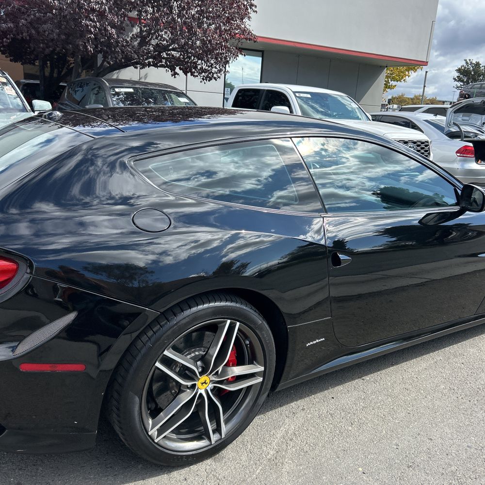 2012 Ferrari FF Base