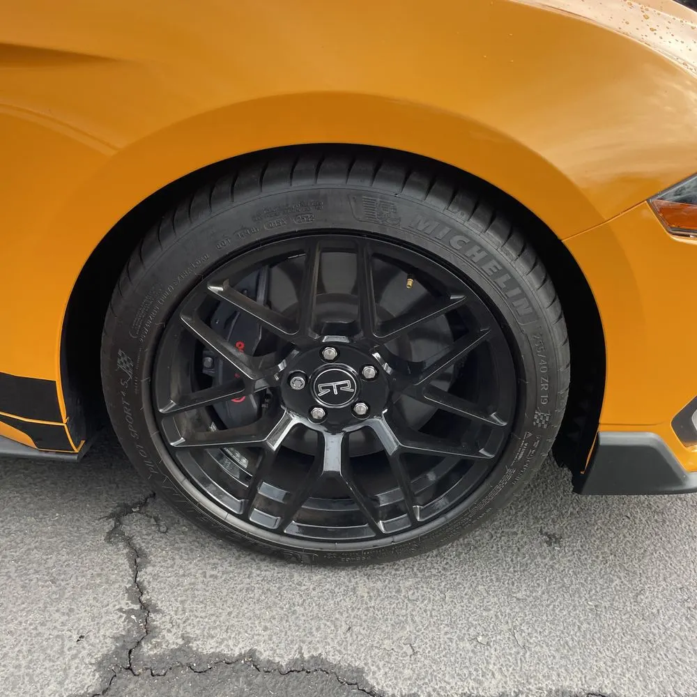 2022 Ford Mustang Mach 1