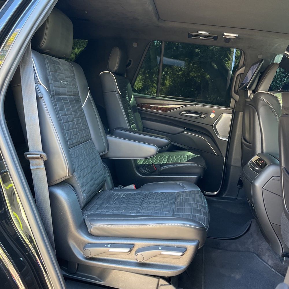 2021 Cadillac Escalade Sport Platinum