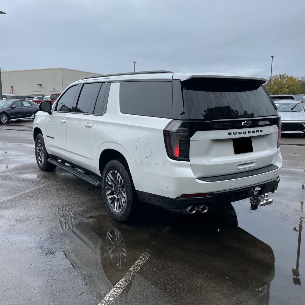 2025 Chevrolet Suburban Z71