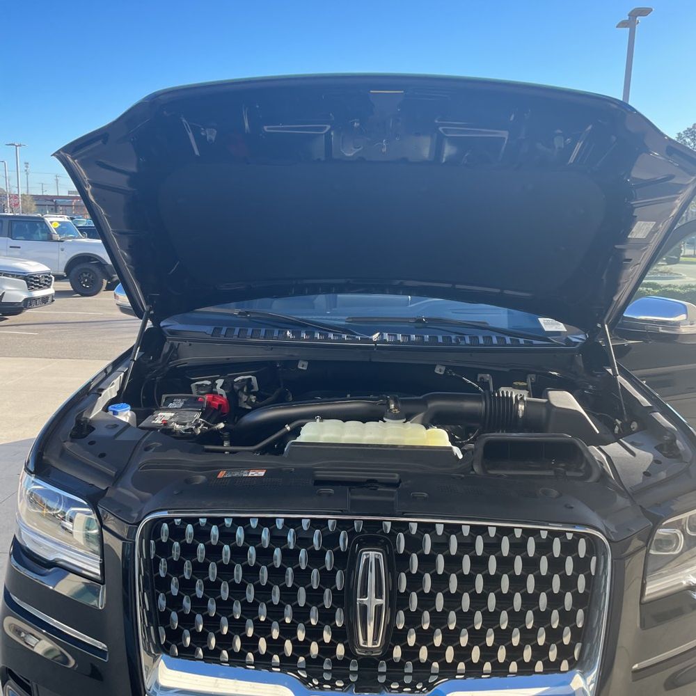 2024 Lincoln Navigator L Black Label