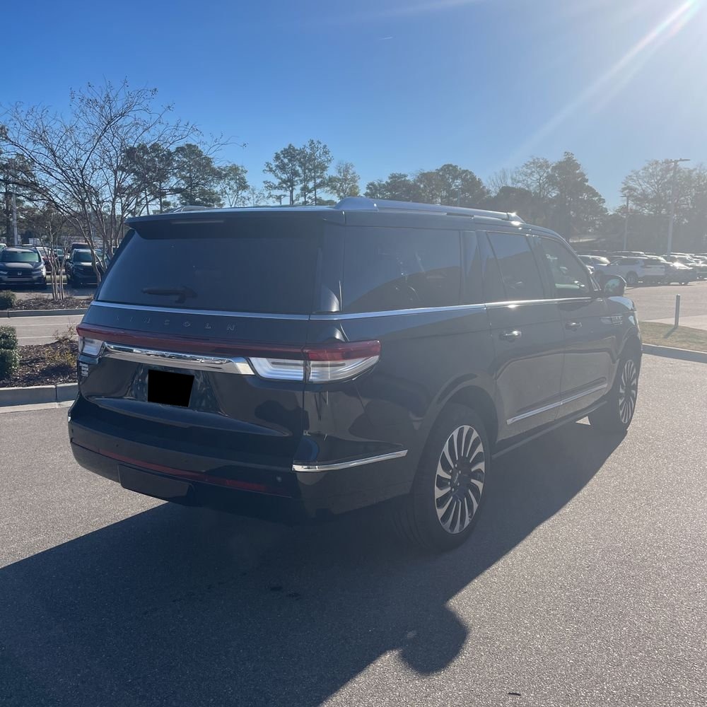 2024 Lincoln Navigator L Black Label
