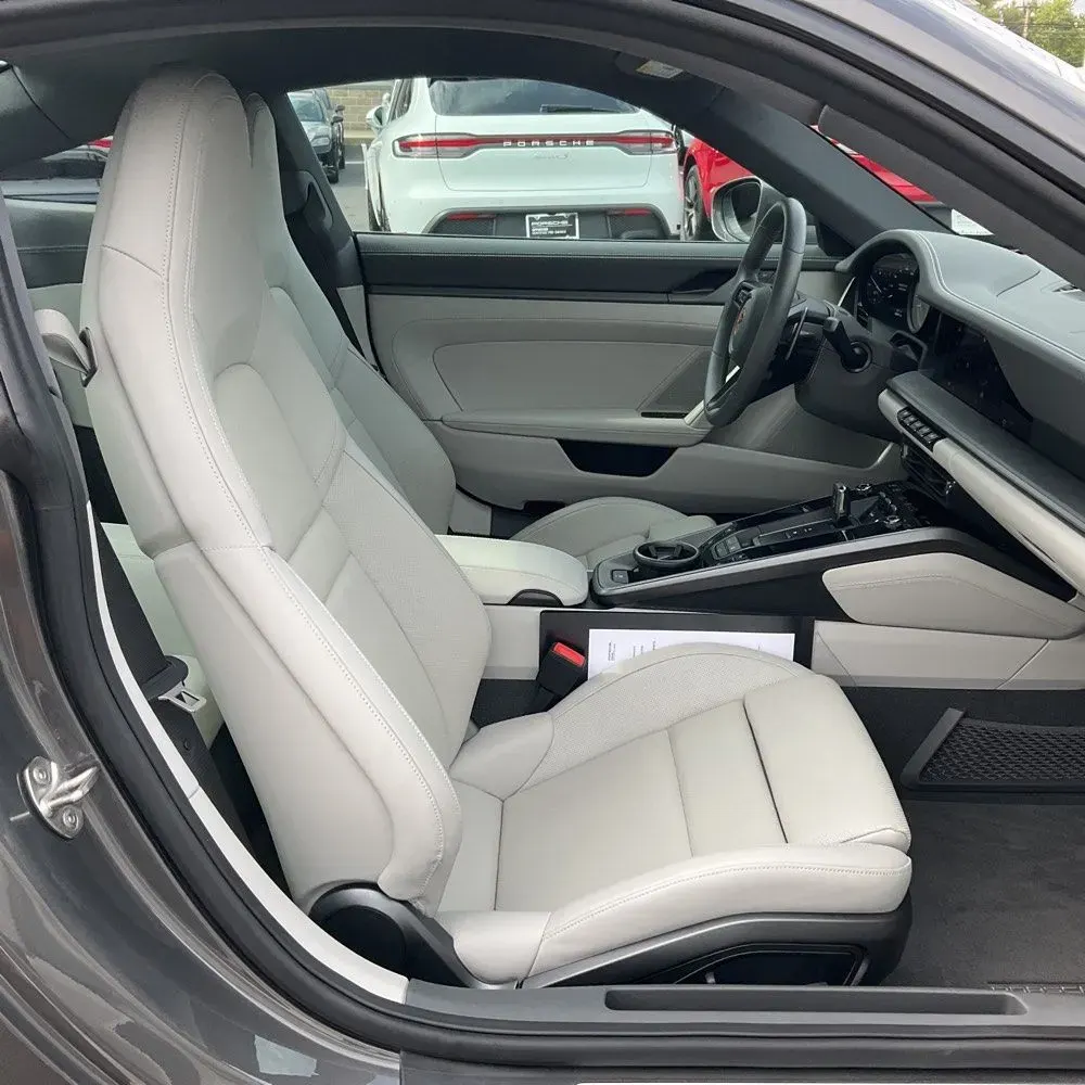2022 Porsche 911 Carrera 4S