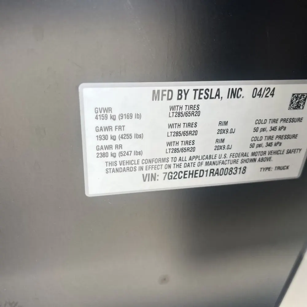 2024 Tesla Cybertruck Base