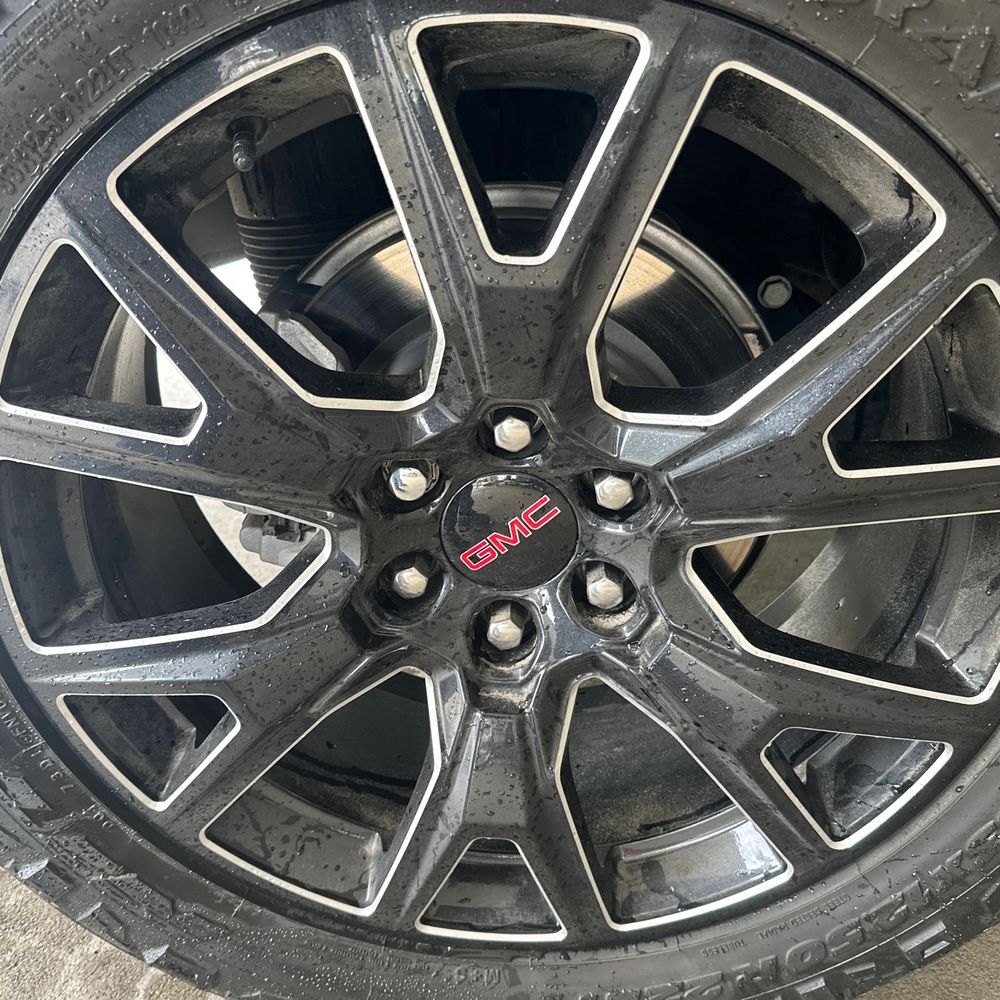 2024 GMC Yukon Denali Ultimate