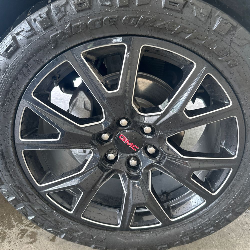 2024 GMC Yukon Denali Ultimate