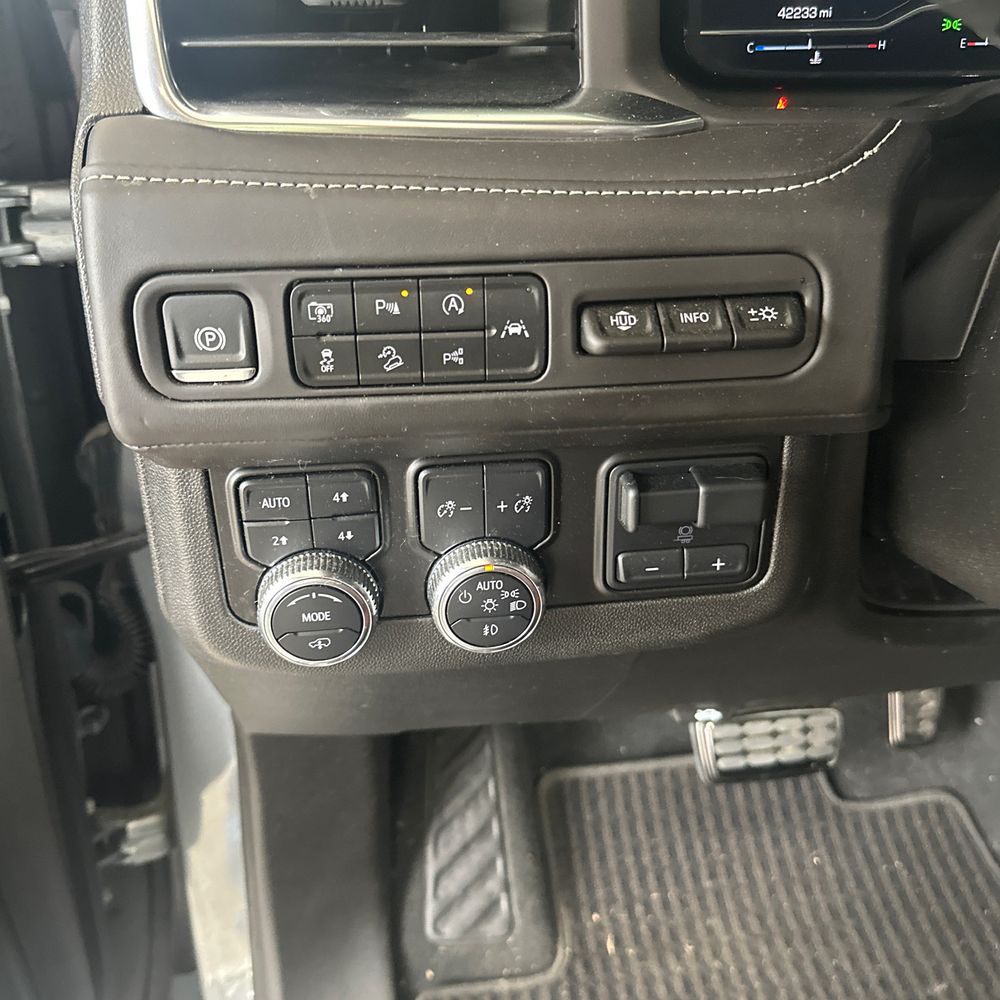 2024 GMC Yukon Denali Ultimate