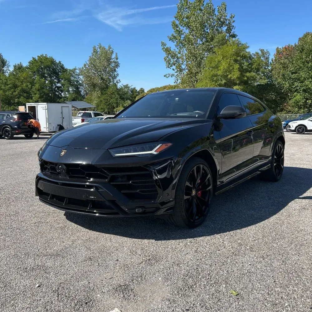 2020 Lamborghini Urus Base