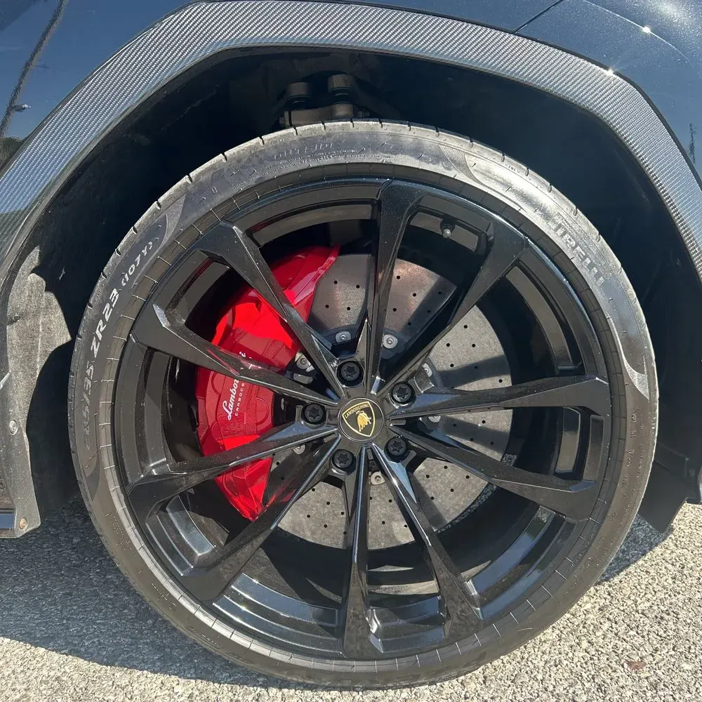 2020 Lamborghini Urus Base