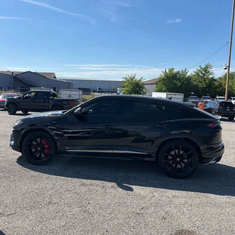 2020 Lamborghini Urus Base