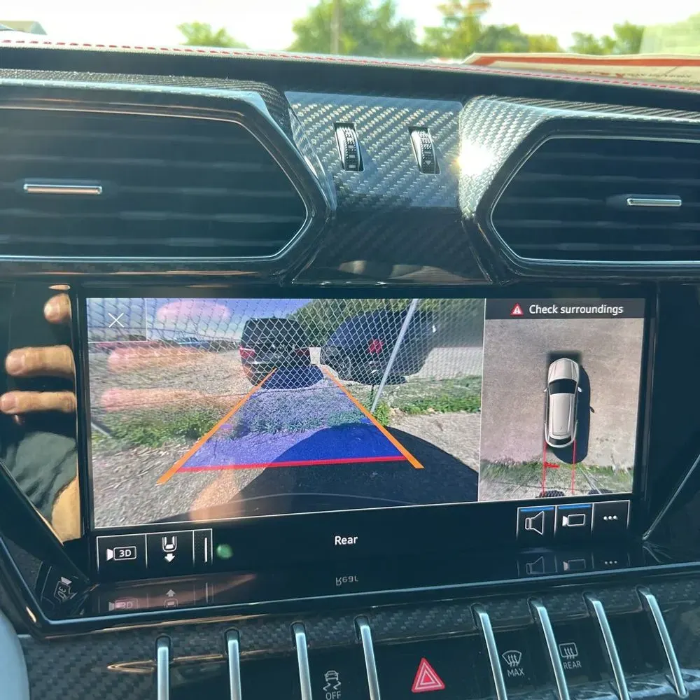 2020 Lamborghini Urus Base