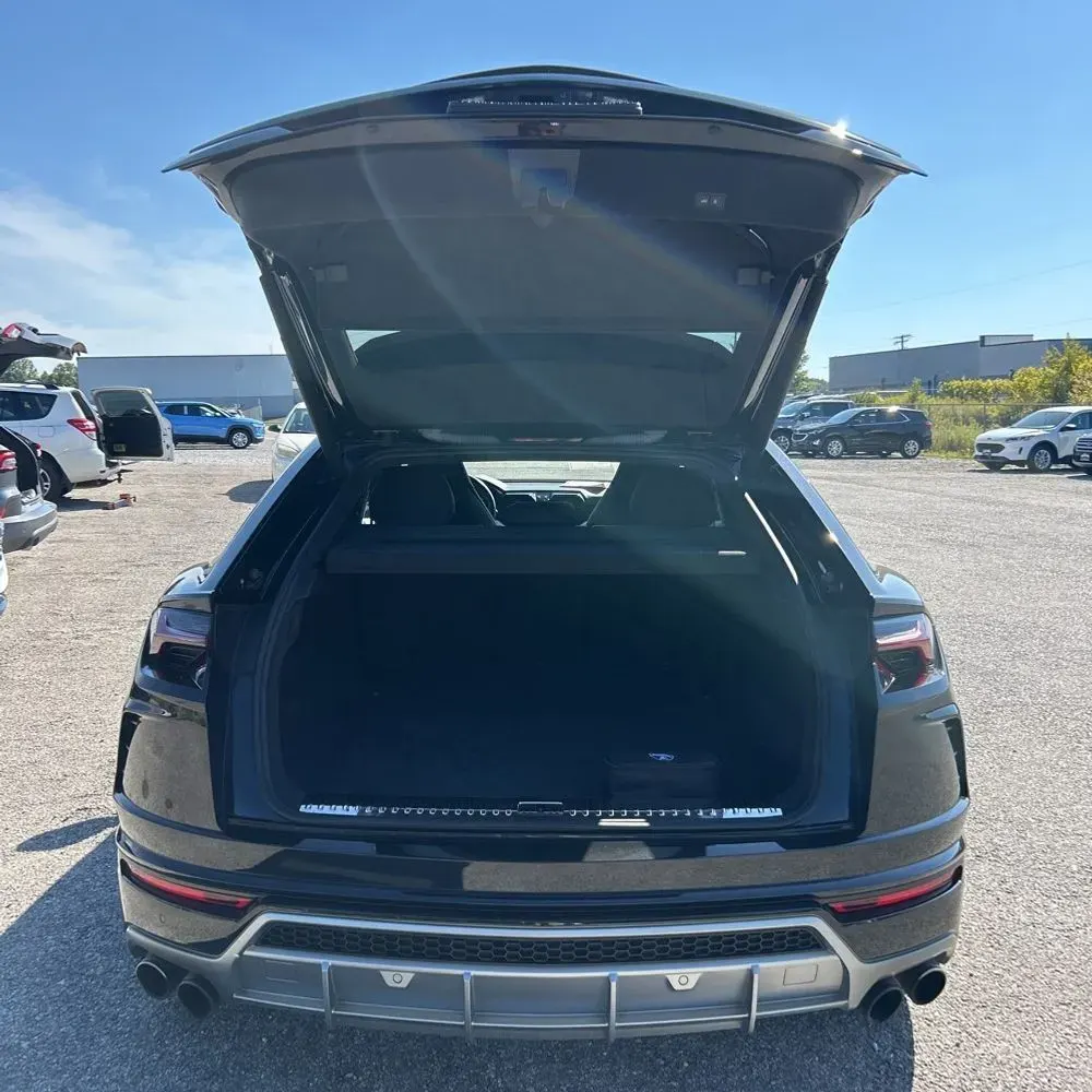 2020 Lamborghini Urus Base