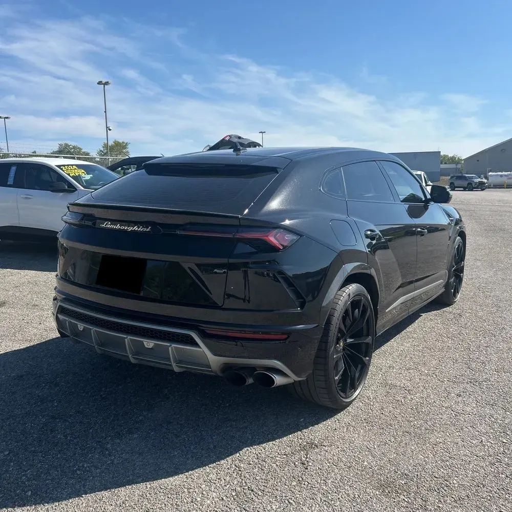 2020 Lamborghini Urus Base