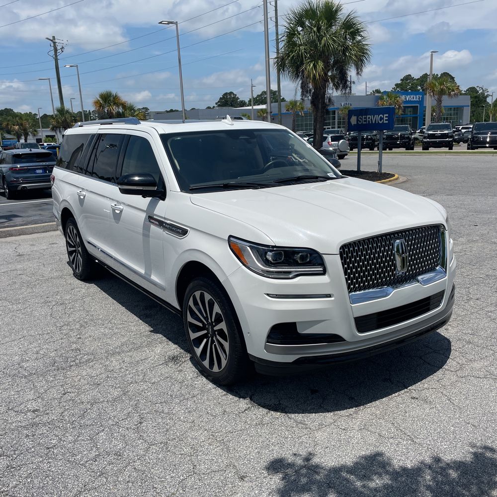 2024 Lincoln Navigator L Reserve