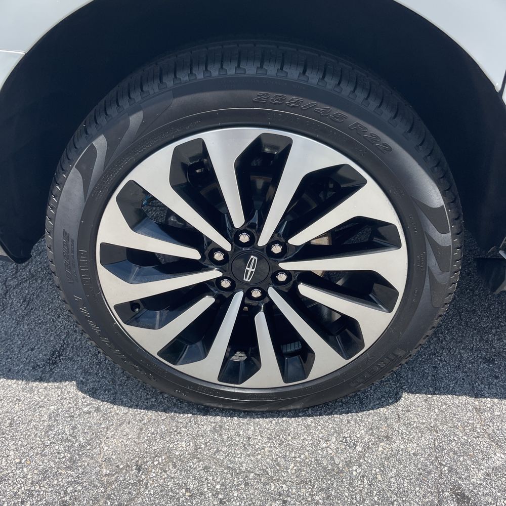 2024 Lincoln Navigator L Reserve