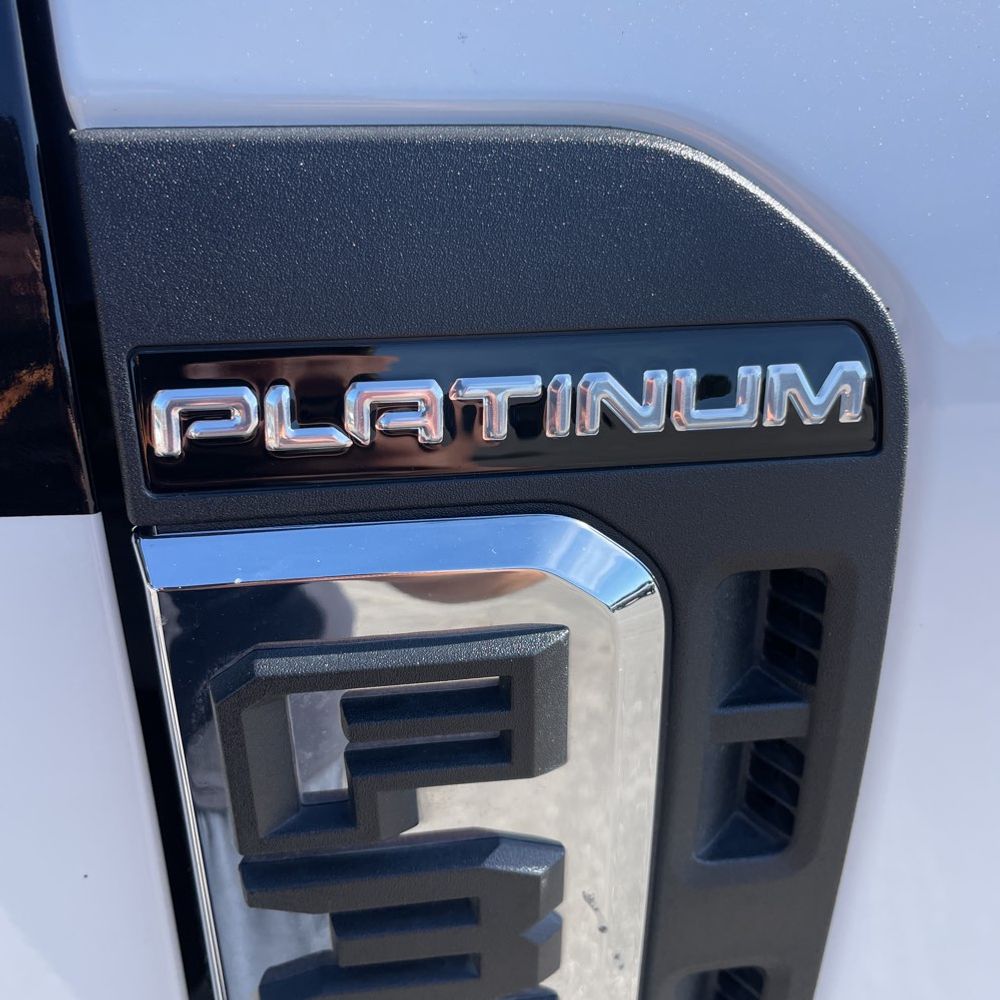 2024 Ford F-350 Super Duty Platinum