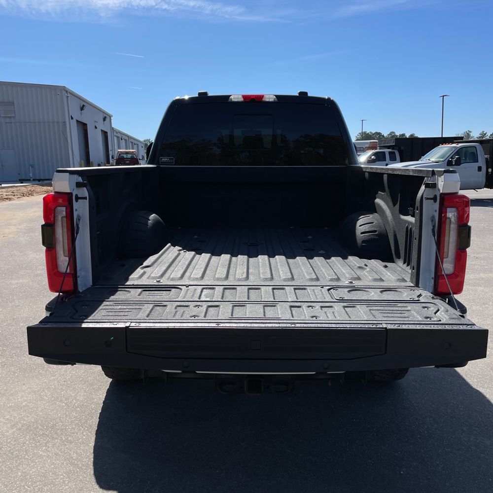 2024 Ford F-350 Super Duty Platinum