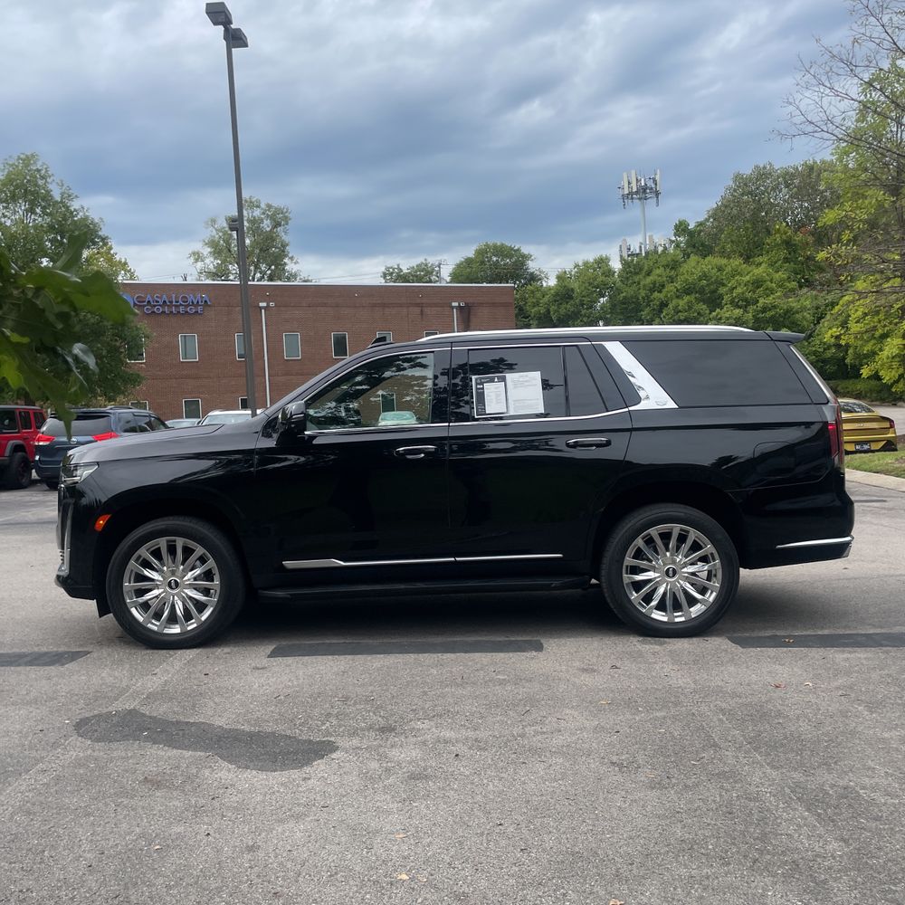 2023 Cadillac Escalade Premium Luxury