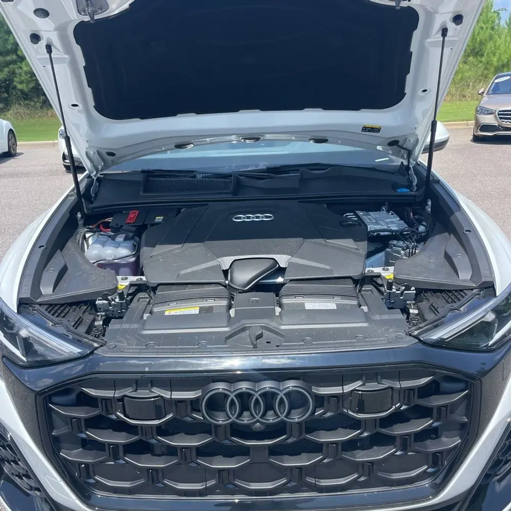 2025 Audi Q8 Premium Plus 55