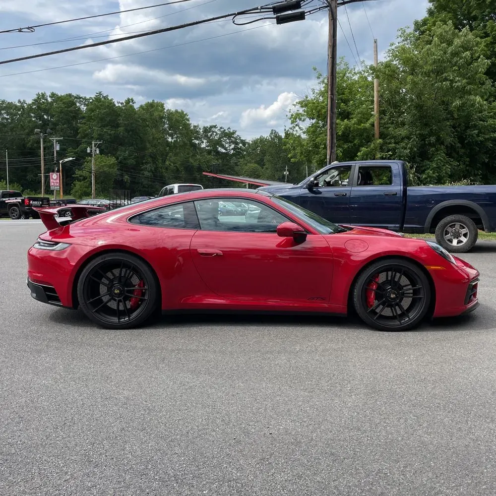 2022 Porsche 911 Carrera 4 GTS