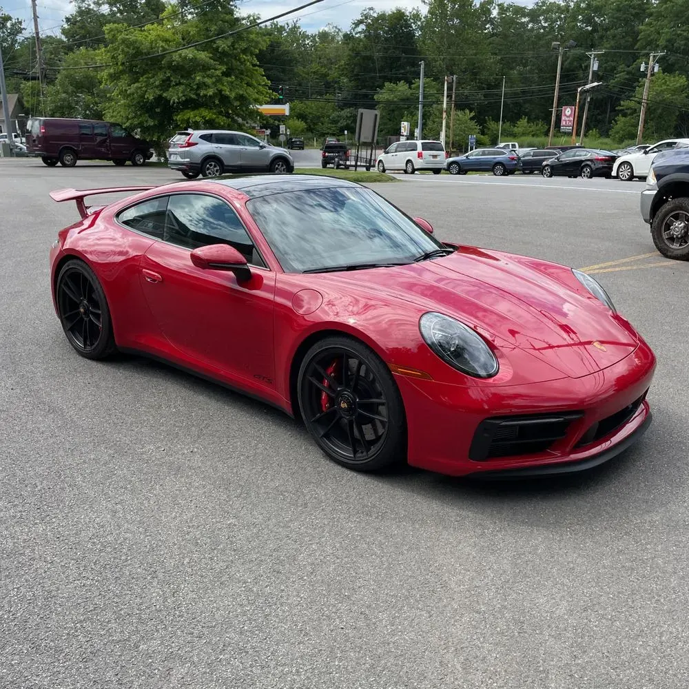 2022 Porsche 911 Carrera 4 GTS