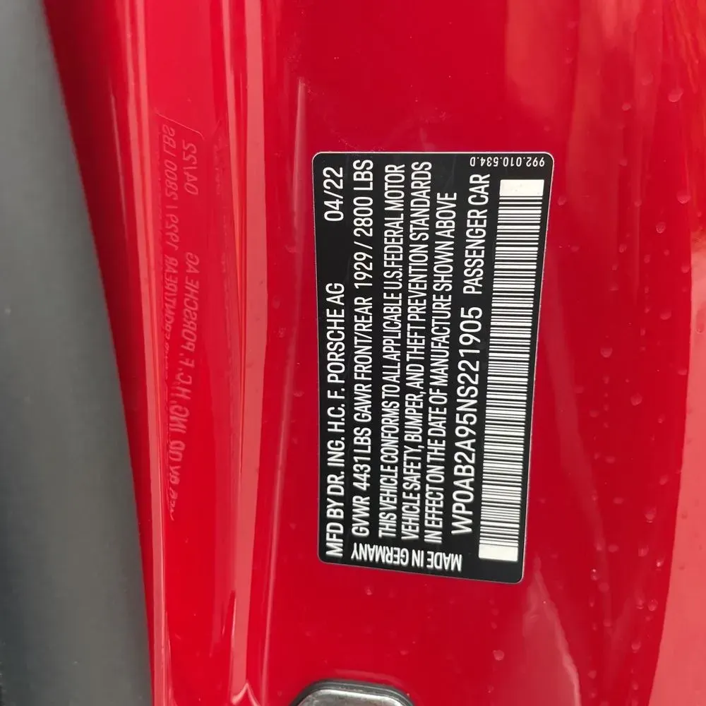 2022 Porsche 911 Carrera 4 GTS