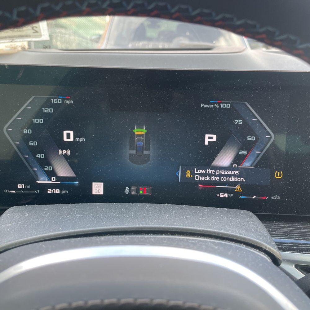 2024 BMW X5 M60i