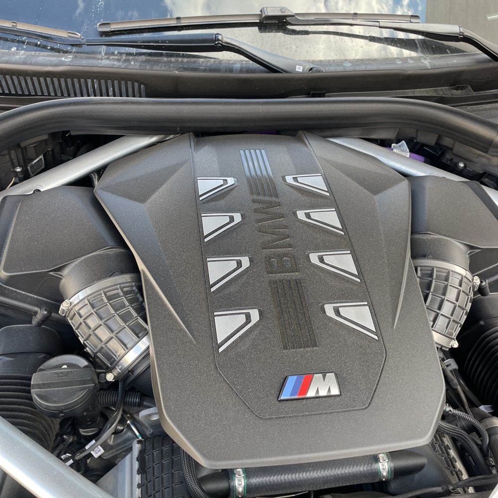2024 BMW X5 M60i
