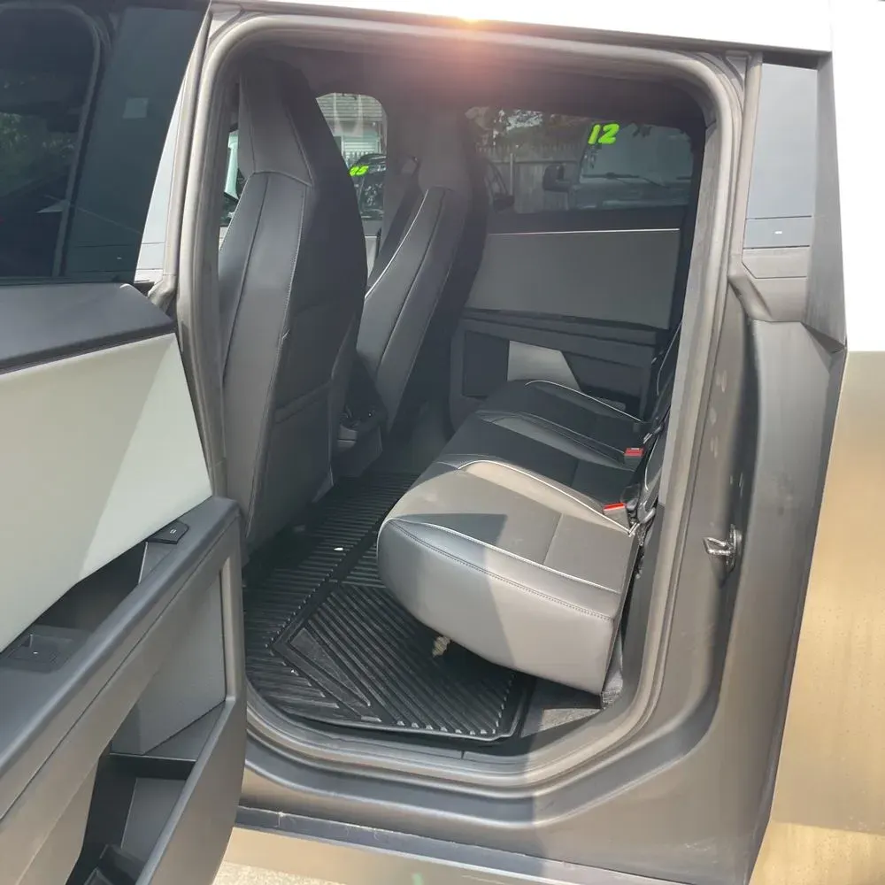 2024 Tesla Cybertruck Base
