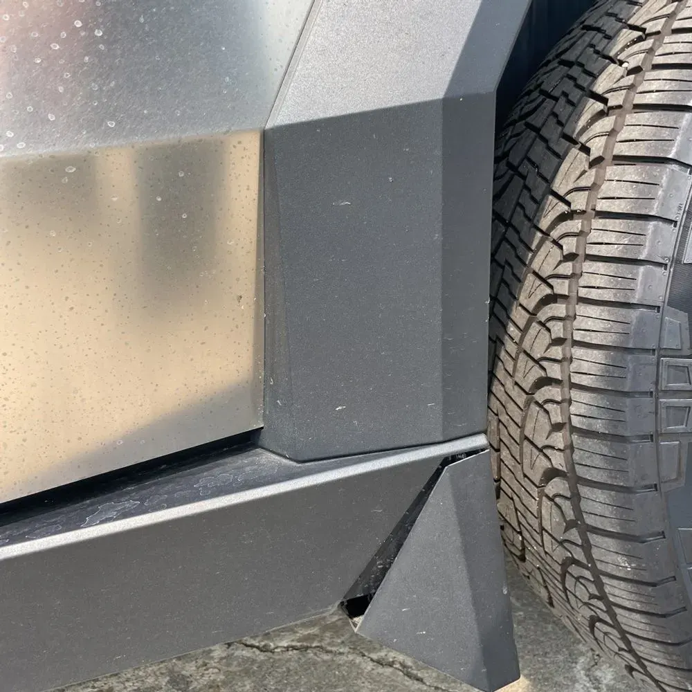 2024 Tesla Cybertruck Base