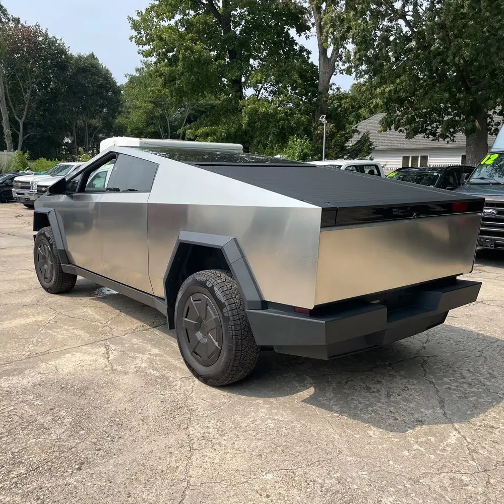 2024 Tesla Cybertruck Base