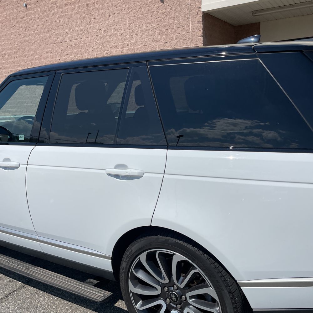 2022 Land Rover Range Rover P400 HSE Westminster Edition