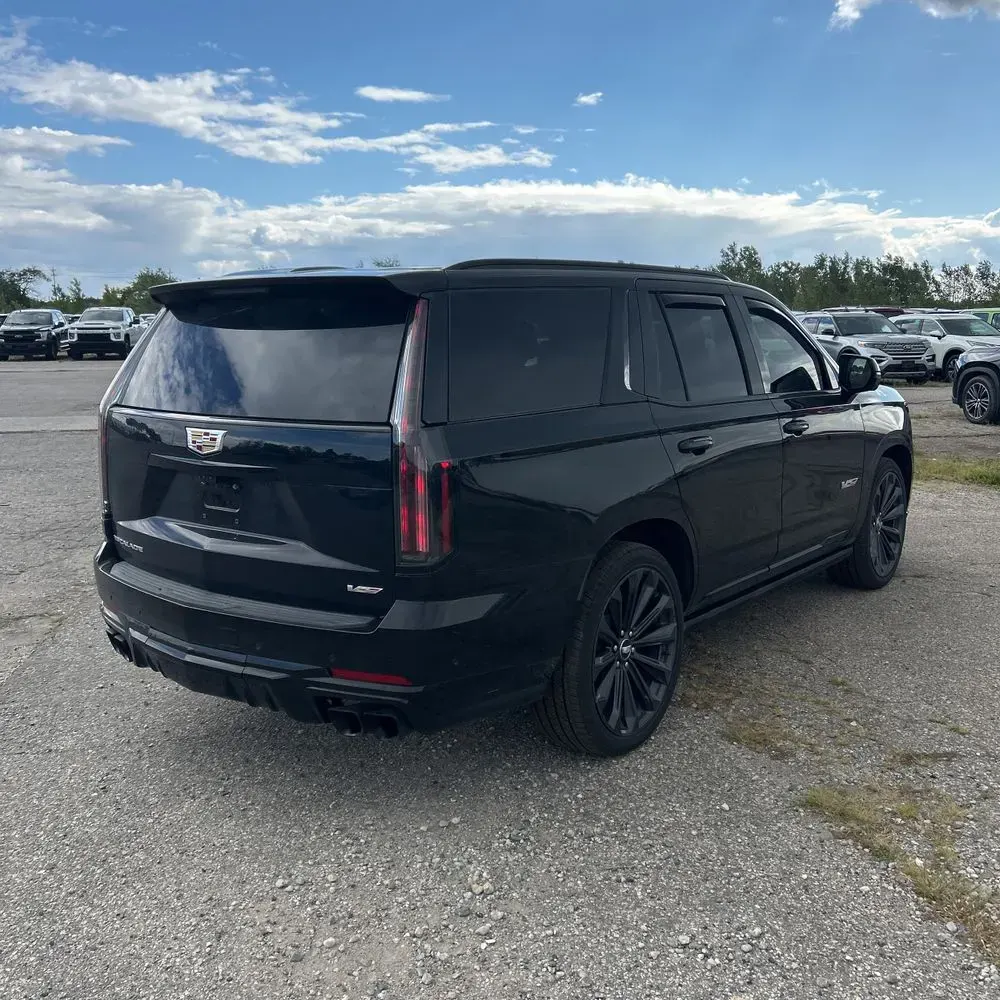 2025 Cadillac Escalade V-Sport