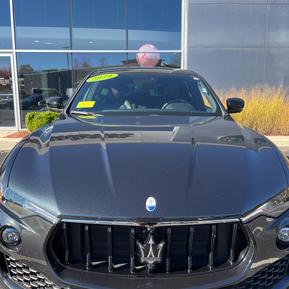 2024 Maserati Levante GT Ultima
