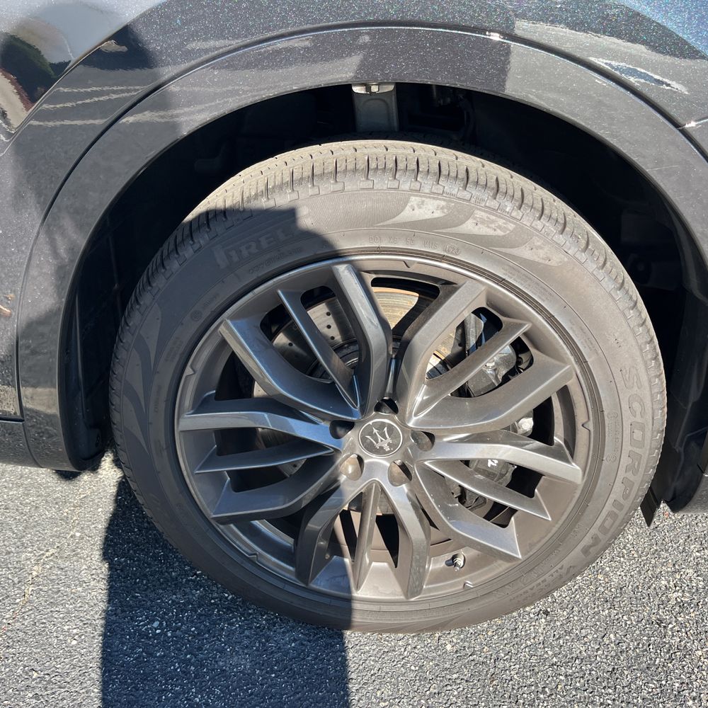 2024 Maserati Levante GT Ultima