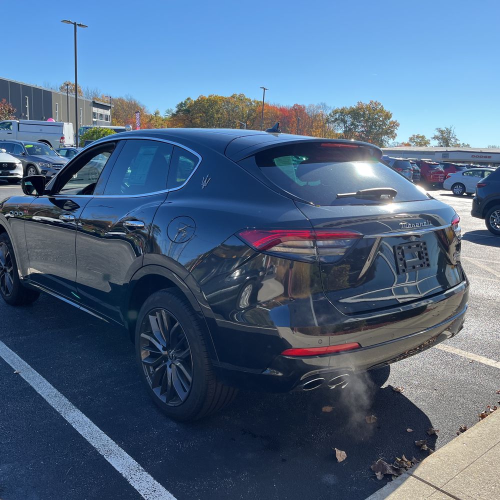 2024 Maserati Levante GT Ultima