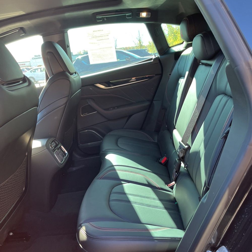 2024 Maserati Levante GT Ultima