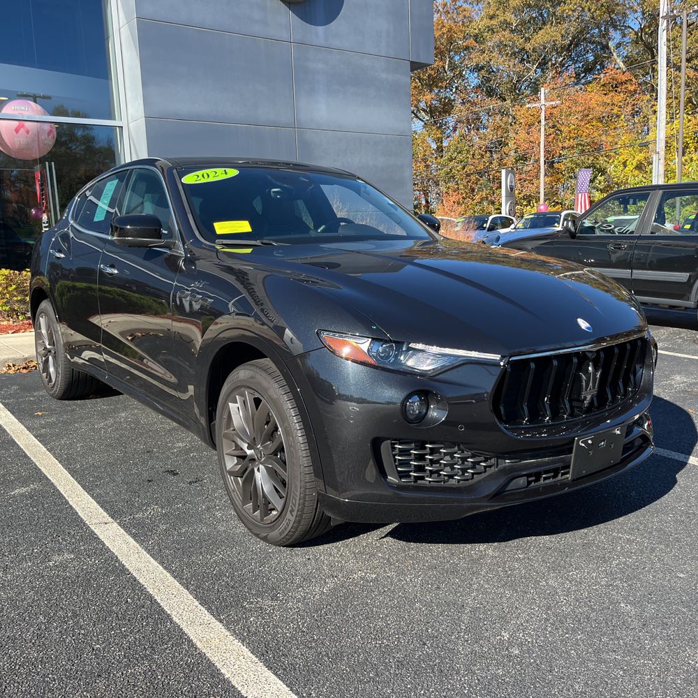 2024 Maserati Levante GT Ultima