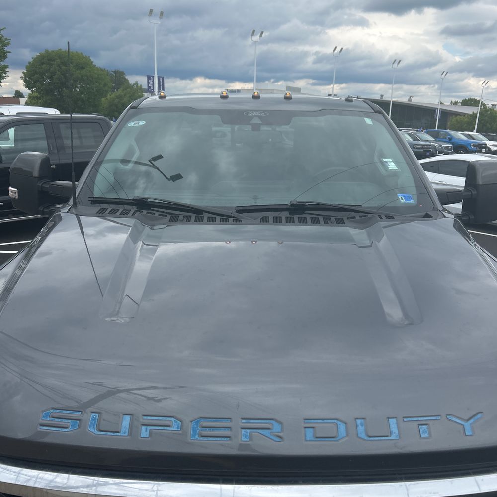2024 Ford F-450 Super Duty Lariat